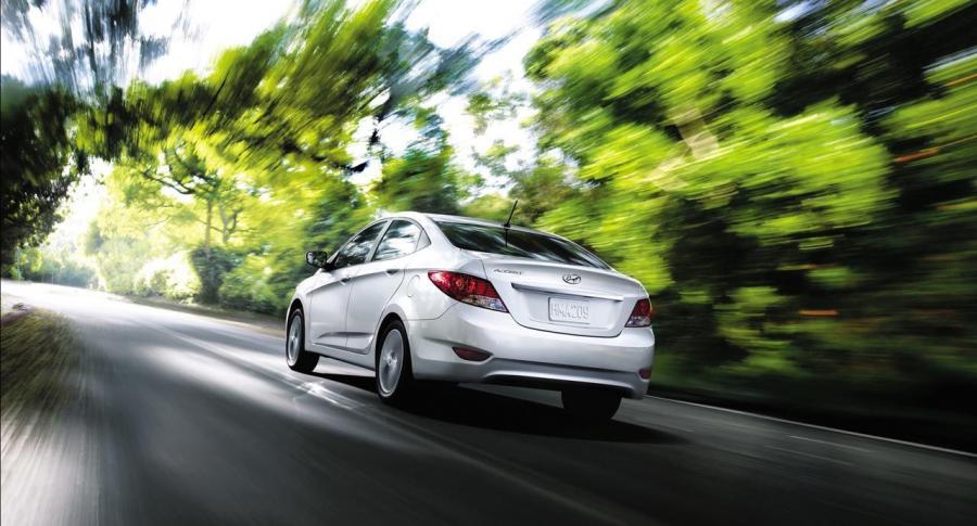  Hyundai Accent 2013 года  (фото 38 из 52)